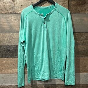 Men’s Lululemon Long Sleeve